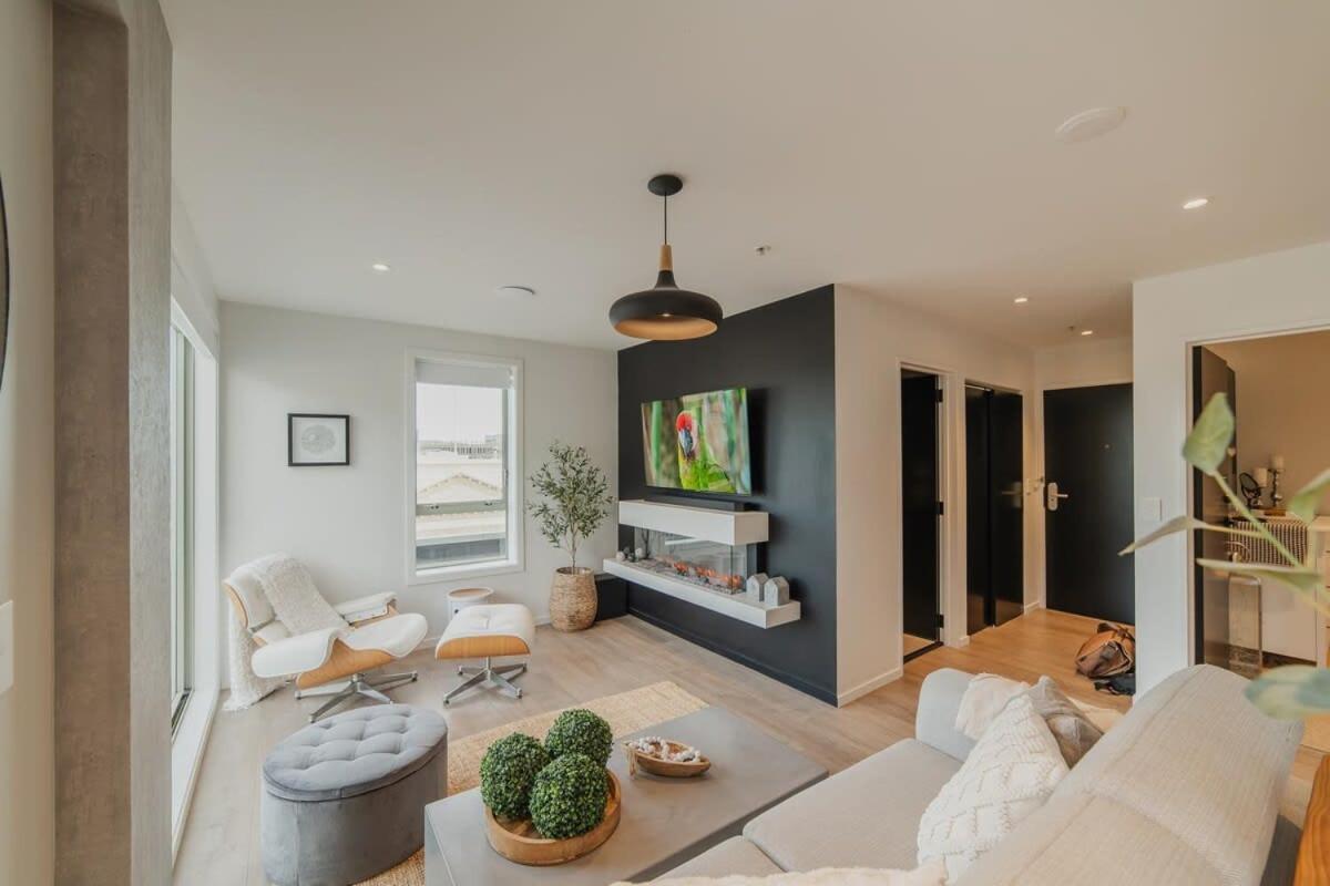 Penthouse Perfection - 2Br Elegance On Worcester St Christchurch Ngoại thất bức ảnh