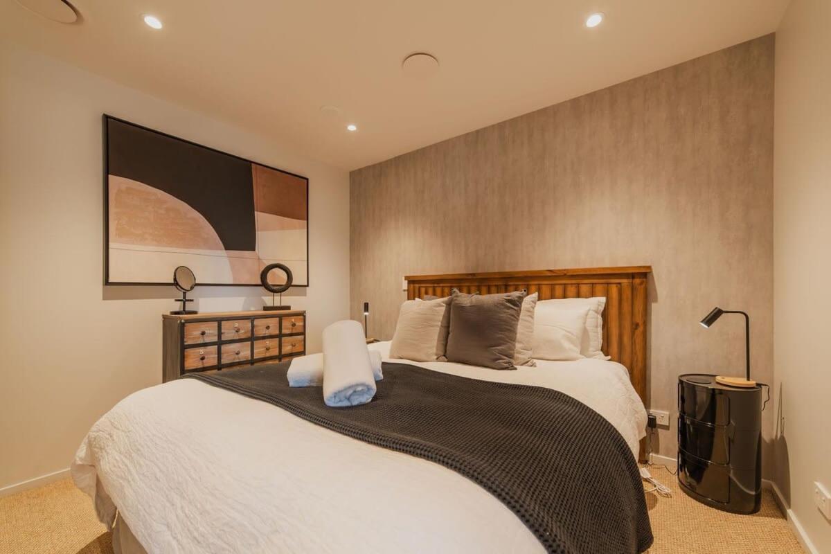 Penthouse Perfection - 2Br Elegance On Worcester St Christchurch Ngoại thất bức ảnh